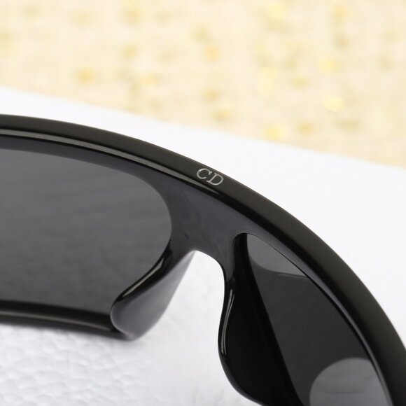 DIOR VERYDIOR M1U Black Gold Mask Wrap Sunglasses with CD Logo - Picture 3 of 8